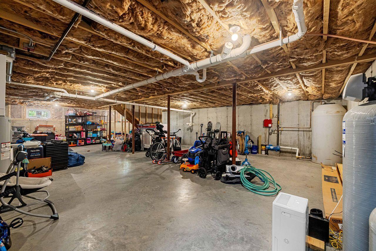 5 Cooper Way Waterboro ME 04087