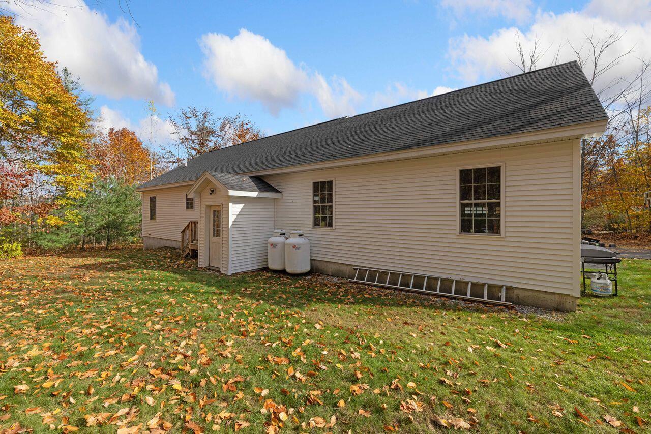 5 Cooper Way Waterboro ME 04087