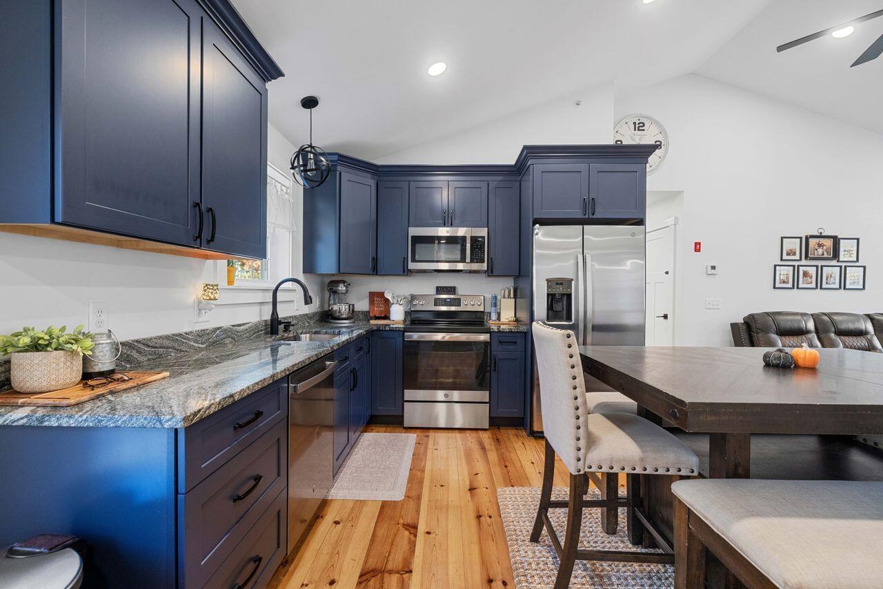 5 Cooper Way Waterboro ME 04087