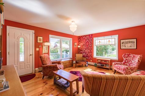 394 High Street Belfast ME 04915