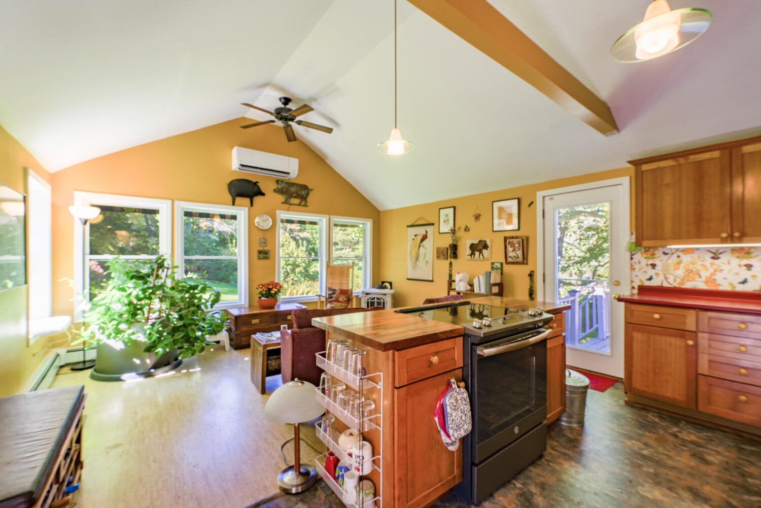 394 High Street Belfast ME 04915