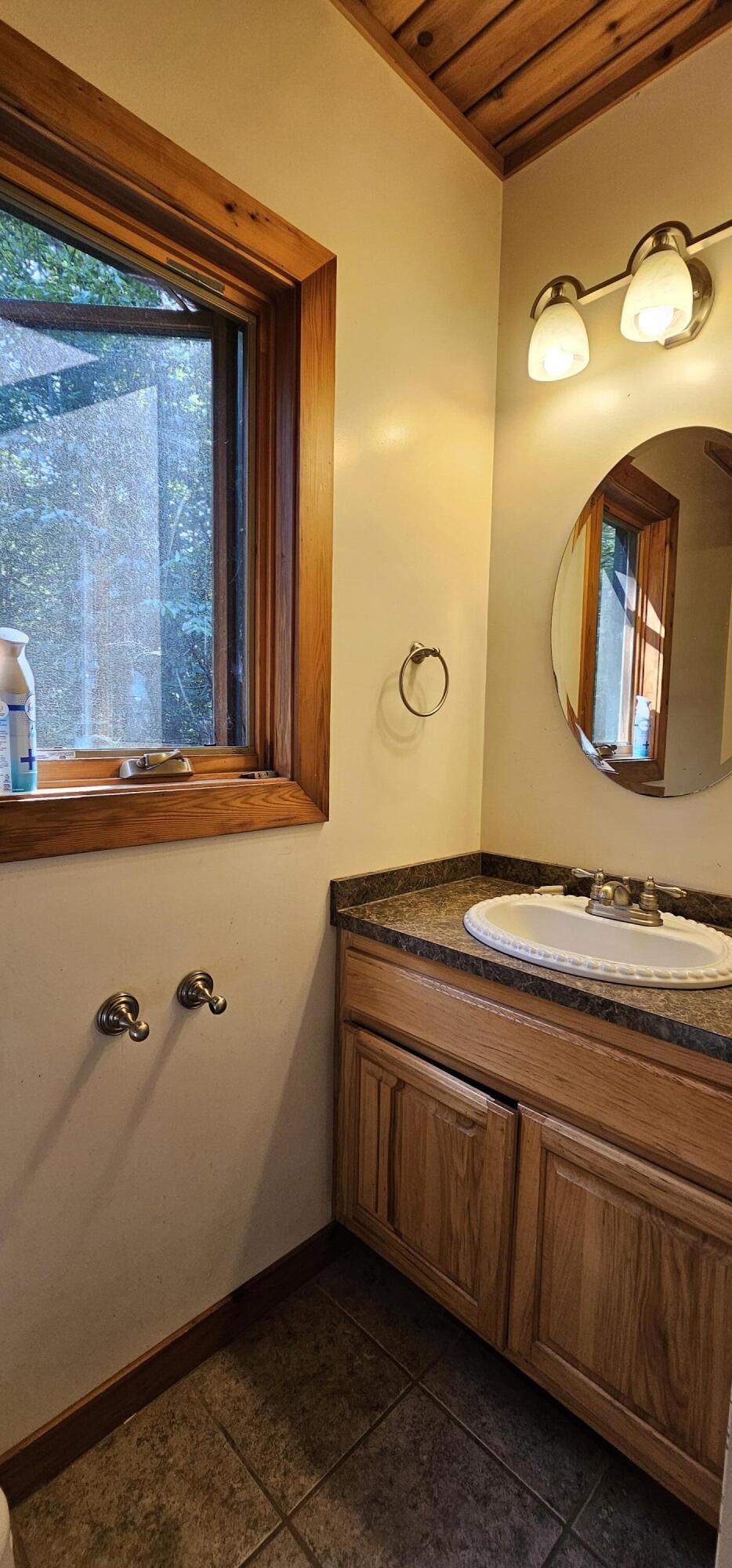 29 Ladd Road Rome ME 04963