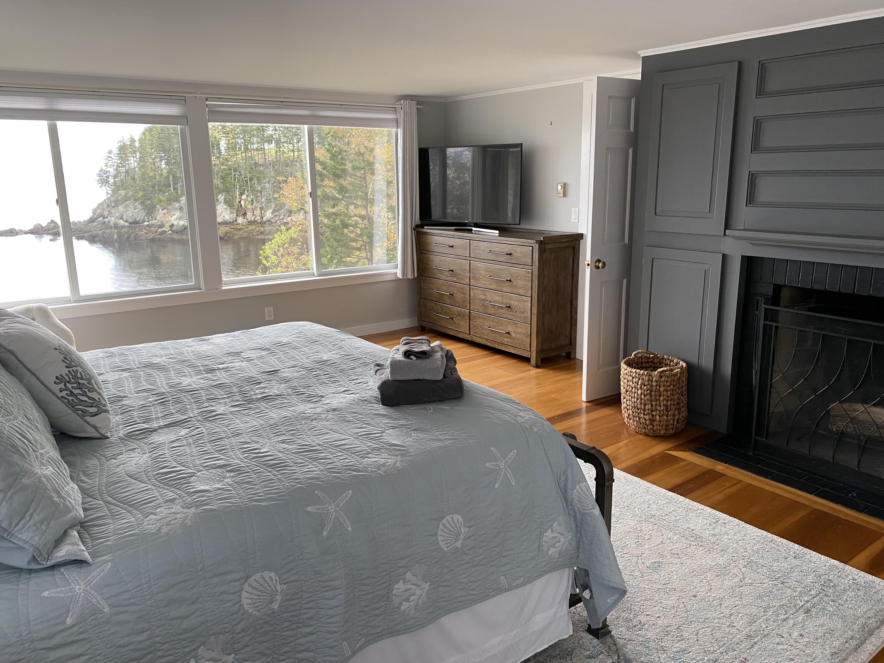 118 E East Shore Drive Islesboro ME 04848