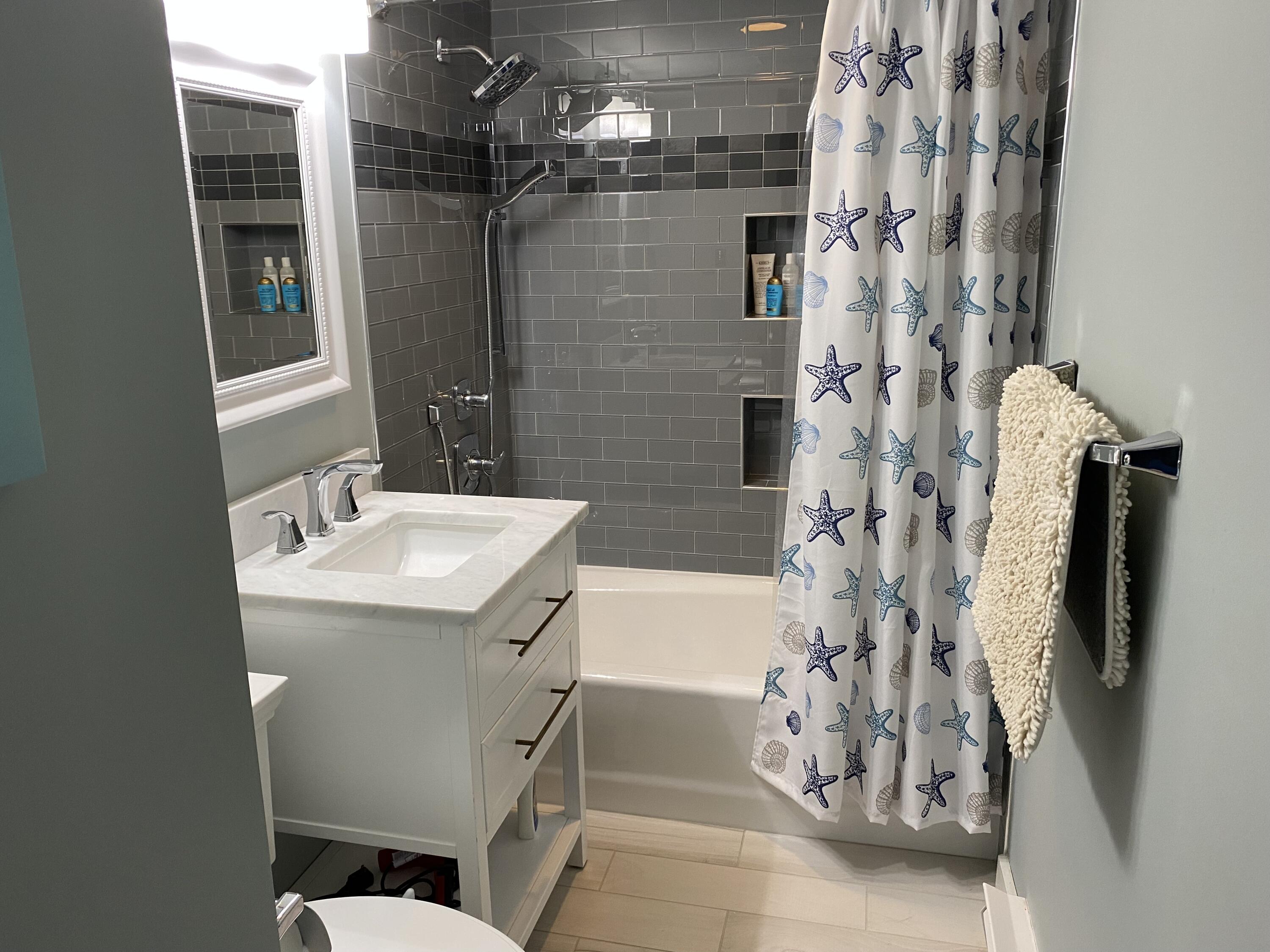 118 E East Shore Drive Islesboro ME 04848