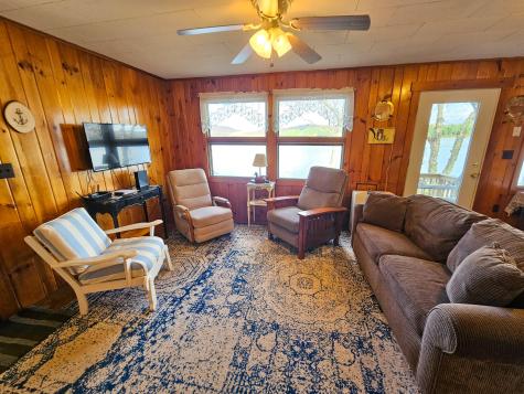 169 West Shore Road Farmington ME 04938