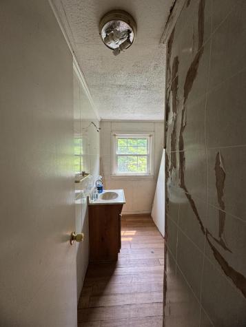 10 Orient Avenue Hampden ME 04444