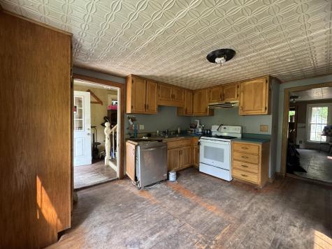 10 Orient Avenue Hampden ME 04444