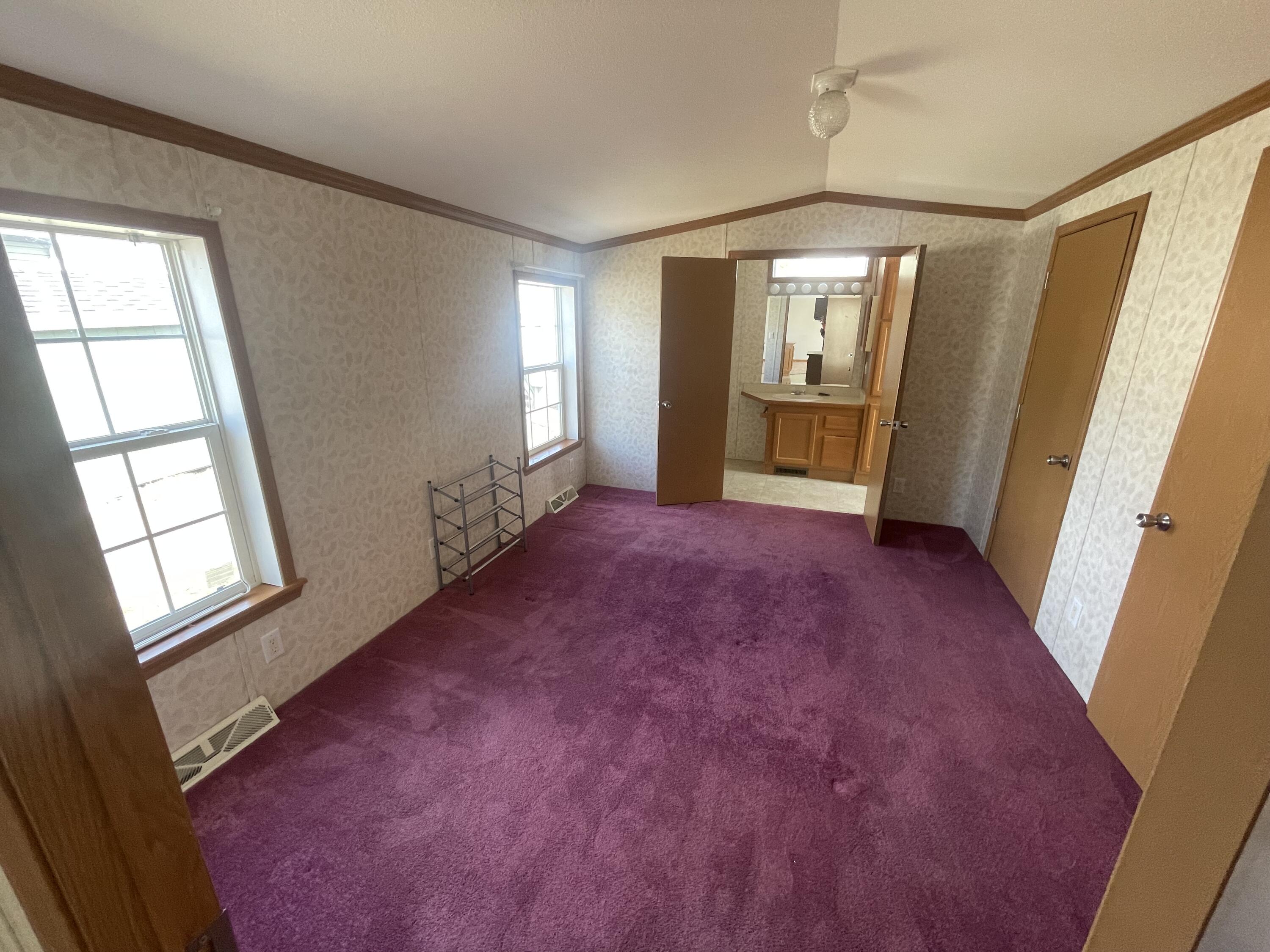 27 Woodside Drive Lisbon ME 04250
