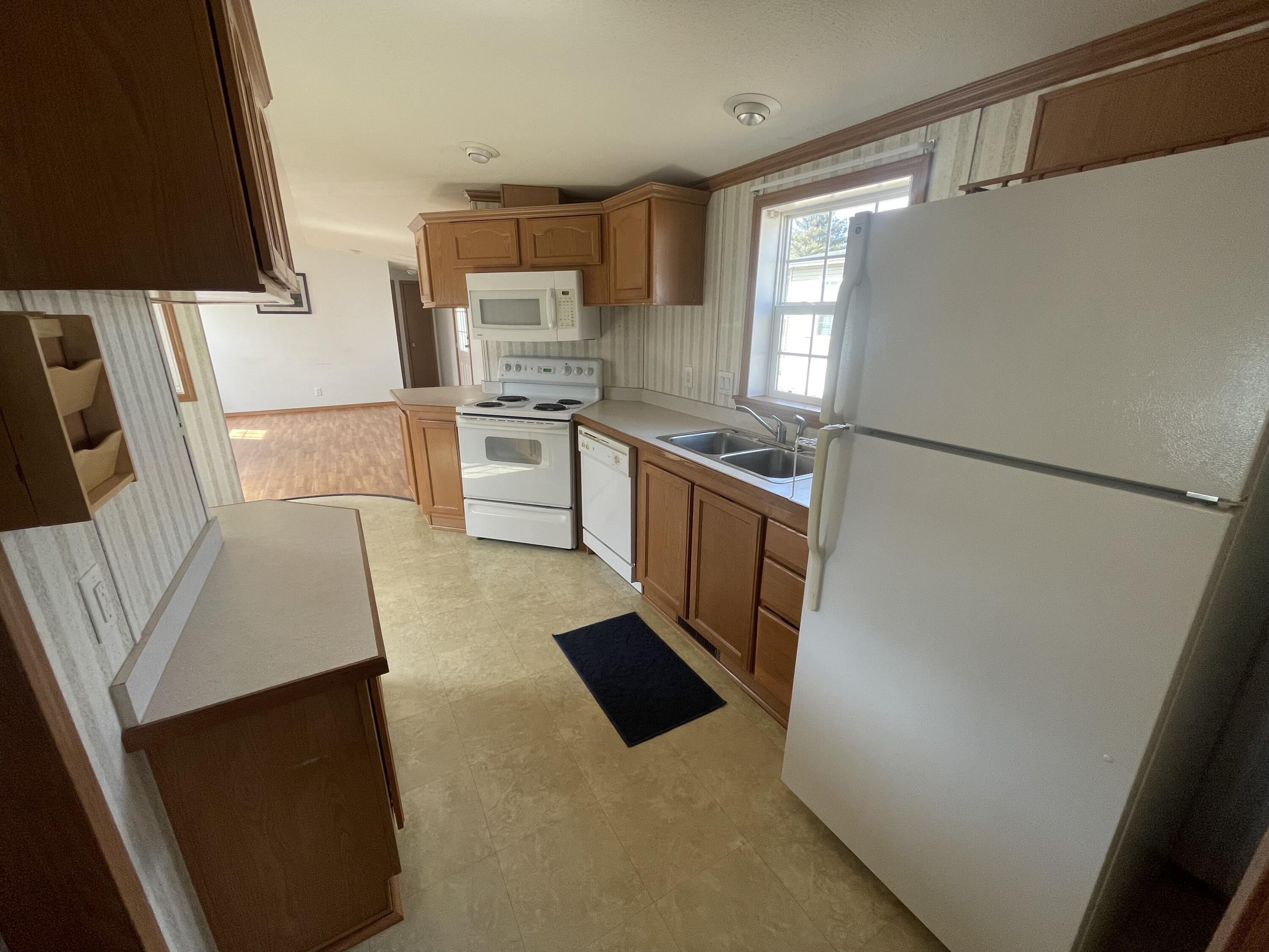 27 Woodside Drive Lisbon ME 04250