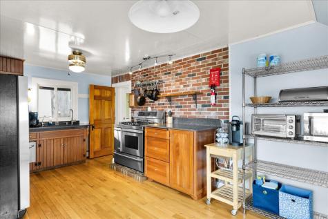 86 Water Street Castine ME 04421