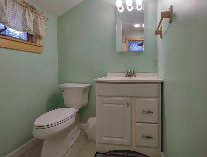 101 Hogan Pond Lane Oxford ME 04270