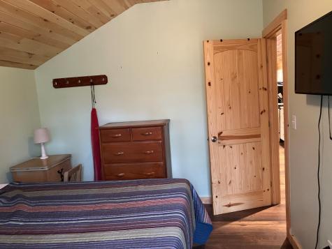 101 Hogan Pond Lane Oxford ME 04270