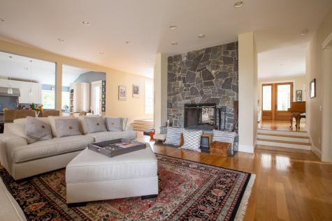 299 Foreside Road Falmouth ME 04105