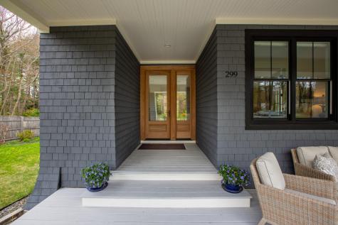 299 Foreside Road Falmouth ME 04105