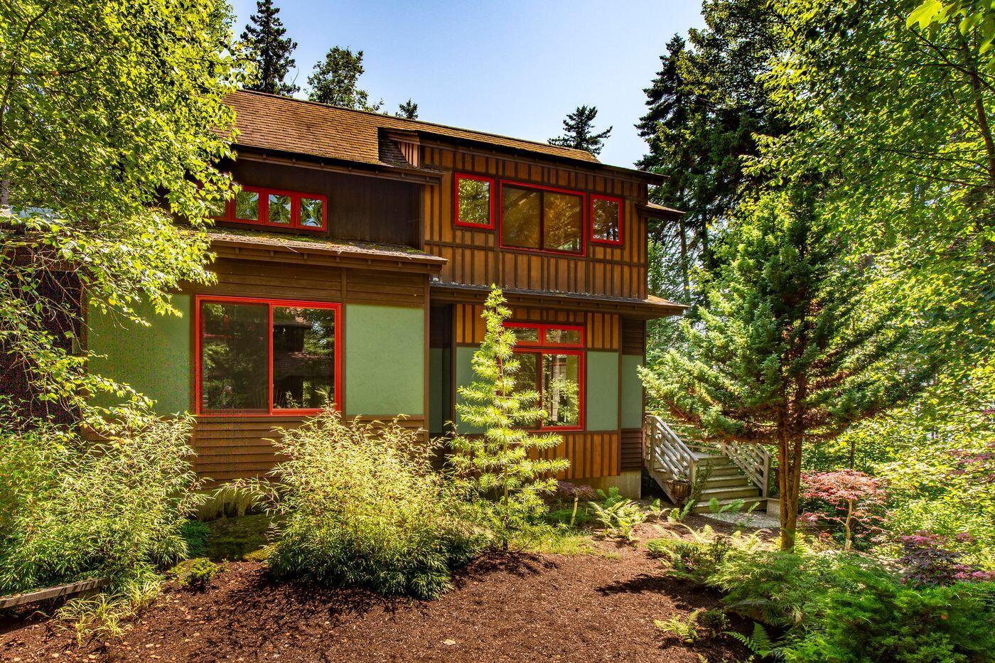 169 Island Avenue Saint George ME 04859