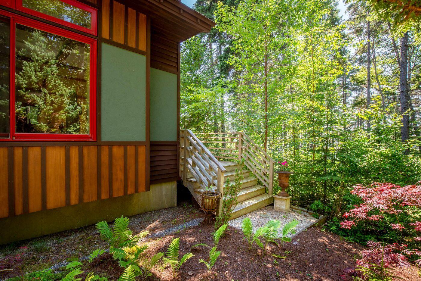 169 Island Avenue Saint George ME 04859