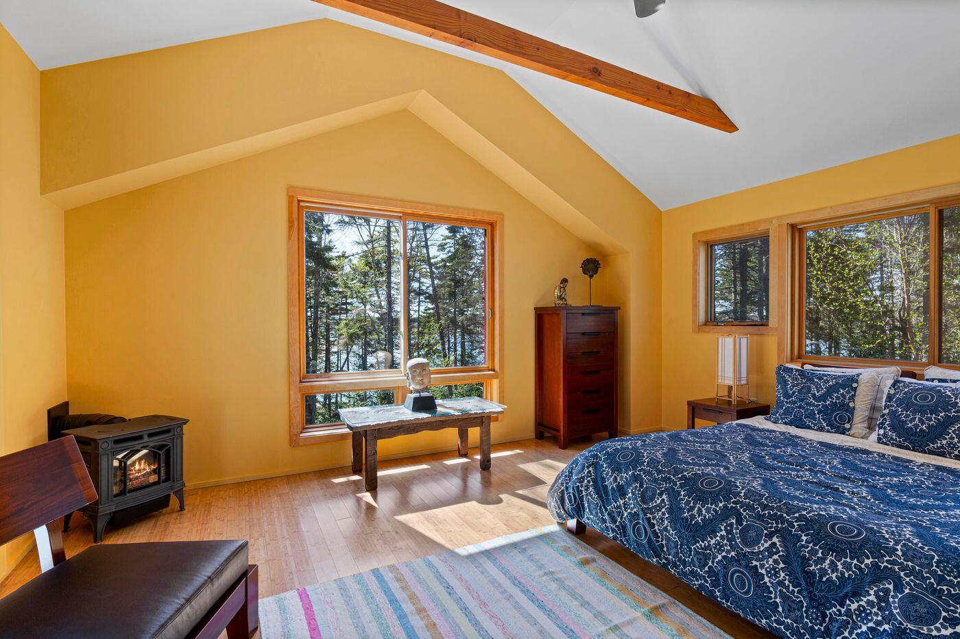 169 Island Avenue Saint George ME 04859