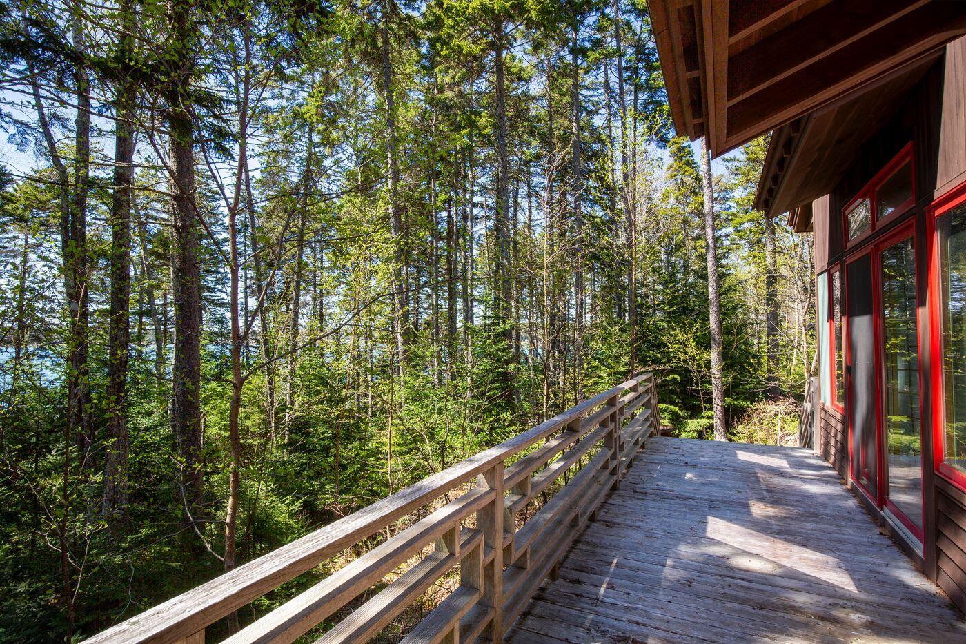 169 Island Avenue Saint George ME 04859