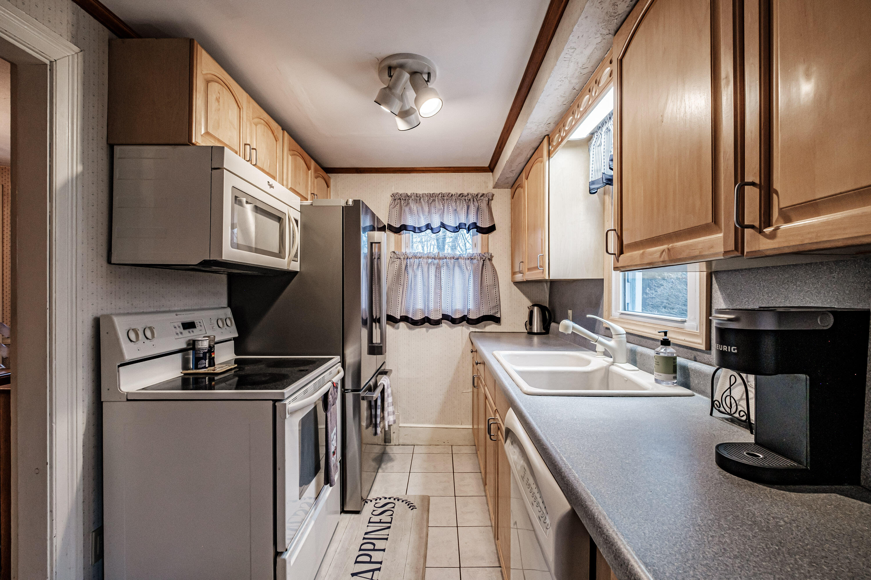 539 Mitchell Road Cape Elizabeth ME 04107