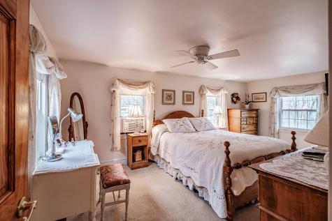 539 Mitchell Road Cape Elizabeth ME 04107