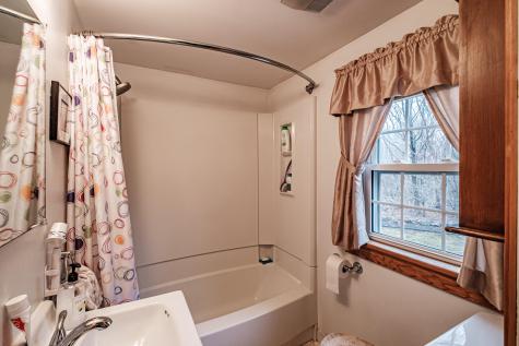 539 Mitchell Road Cape Elizabeth ME 04107