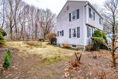 539 Mitchell Road Cape Elizabeth ME 04107