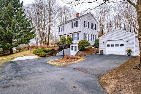 539 Mitchell Road Cape Elizabeth ME 04107