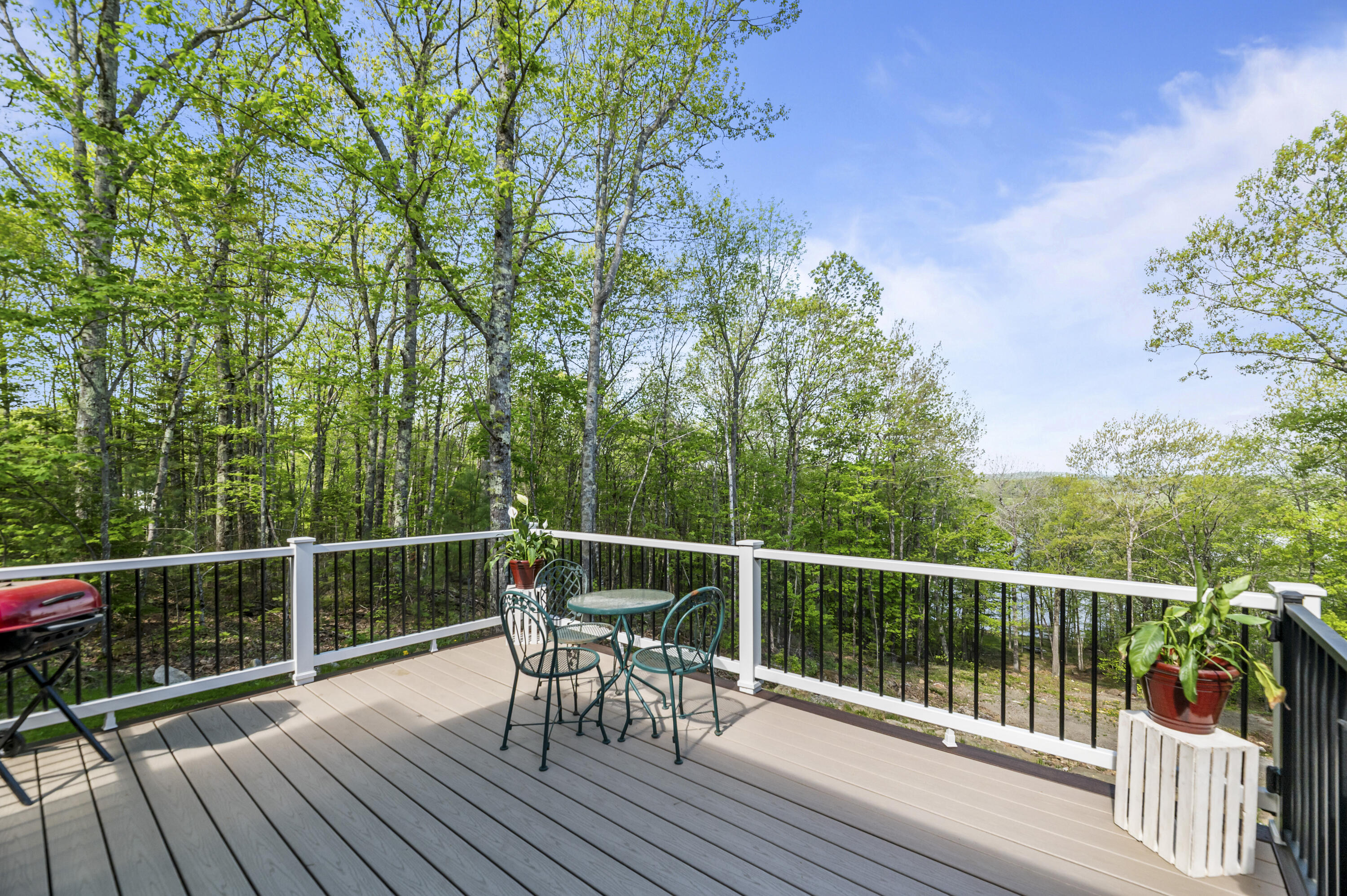 18 Duck Cove Lane Gardiner ME 04345