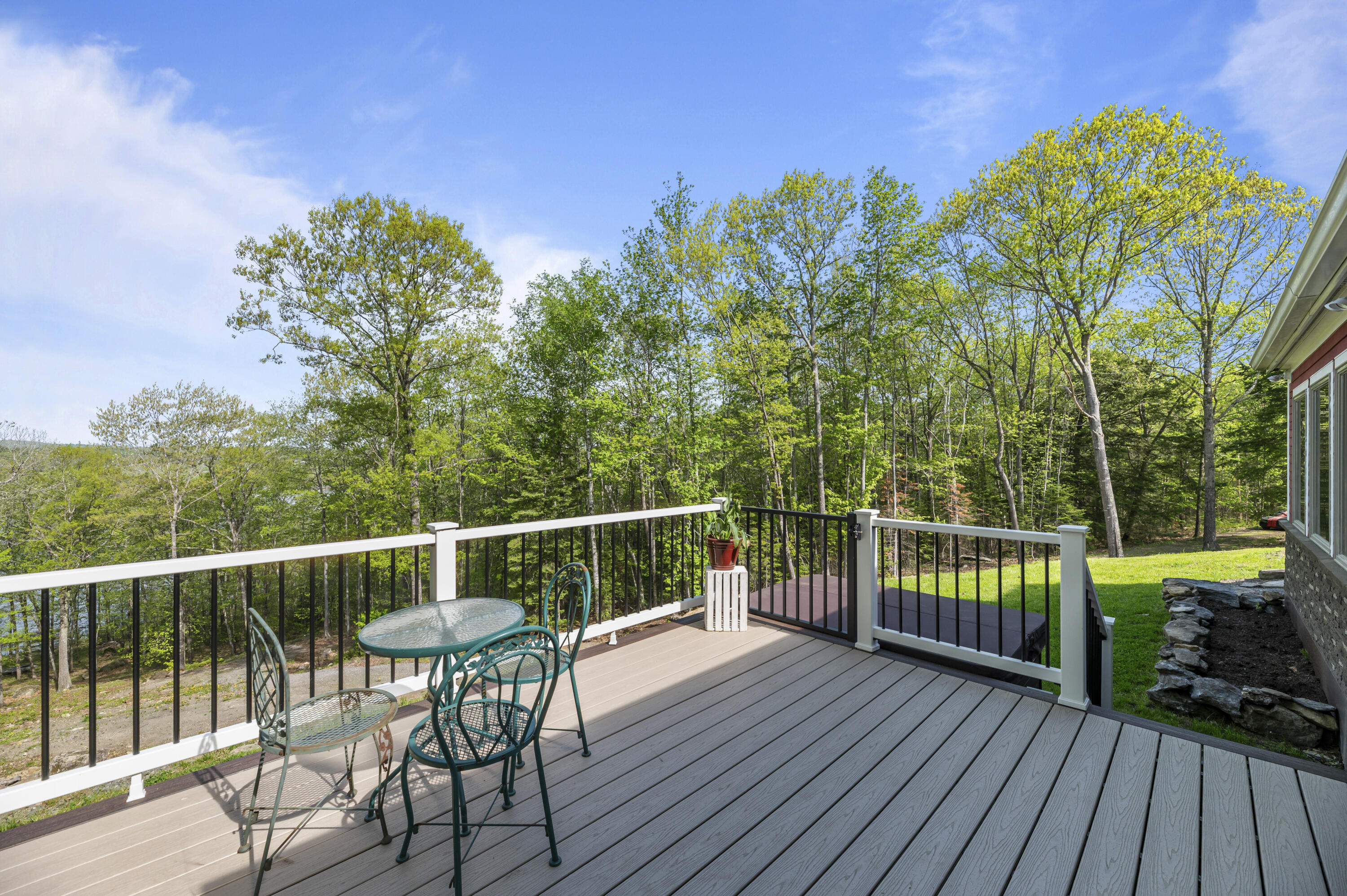 18 Duck Cove Lane Gardiner ME 04345