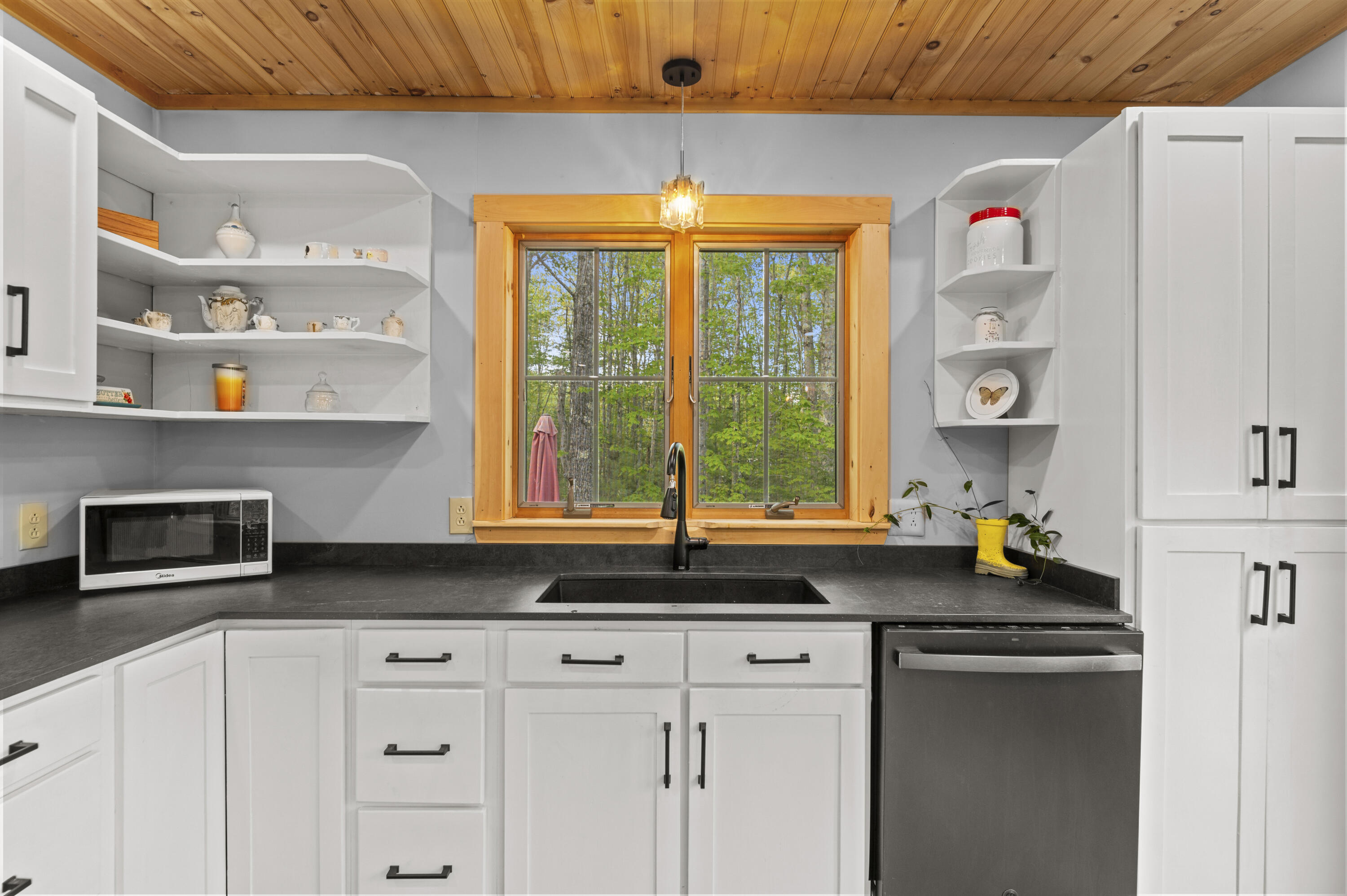 18 Duck Cove Lane Gardiner ME 04345