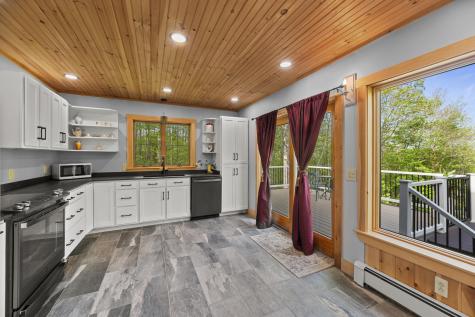 18 Duck Cove Lane Gardiner ME 04345