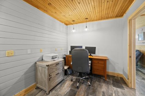 18 Duck Cove Lane Gardiner ME 04345