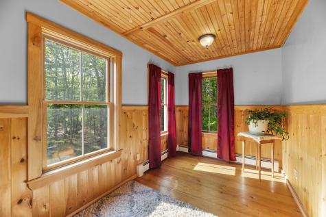 18 Duck Cove Lane Gardiner ME 04345