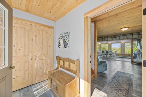 18 Duck Cove Lane Gardiner ME 04345