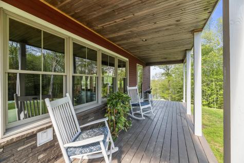 18 Duck Cove Lane Gardiner ME 04345
