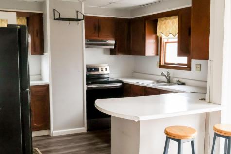 12 Pleasant Street Howland ME 04448