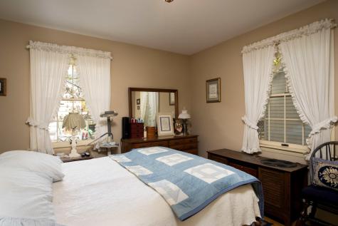 9 Jeffrey Street Lewiston ME 04240
