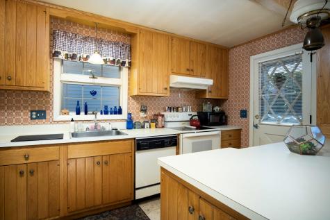 9 Jeffrey Street Lewiston ME 04240