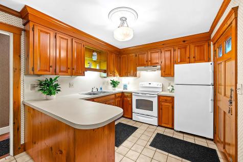 6 Old Port Road Kennebunk ME 04043