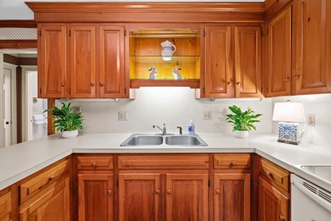 6 Old Port Road Kennebunk ME 04043