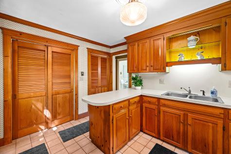 6 Old Port Road Kennebunk ME 04043