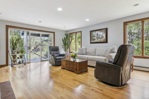 83 Hunts Point Road Cape Elizabeth ME 04107