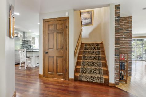 83 Hunts Point Road Cape Elizabeth ME 04107