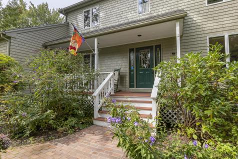 83 Hunts Point Road Cape Elizabeth ME 04107