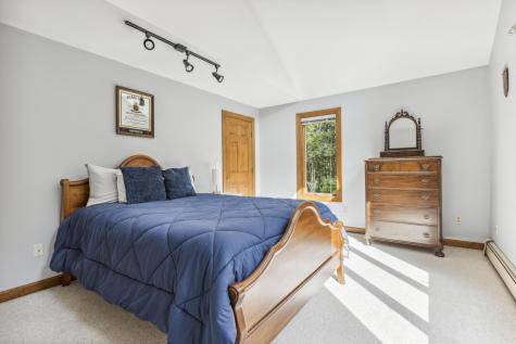 83 Hunts Point Road Cape Elizabeth ME 04107