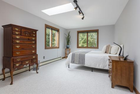 83 Hunts Point Road Cape Elizabeth ME 04107