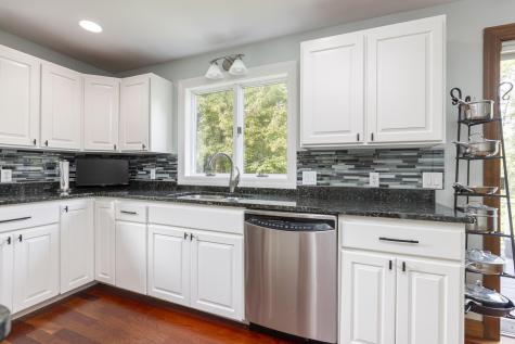 83 Hunts Point Road Cape Elizabeth ME 04107