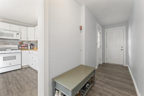 31 Bonython Avenue Saco ME 04072