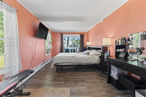 31 Bonython Avenue Saco ME 04072