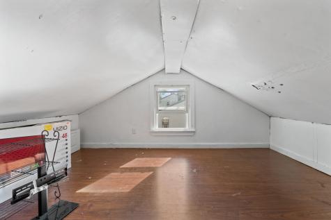 31 Bonython Avenue Saco ME 04072